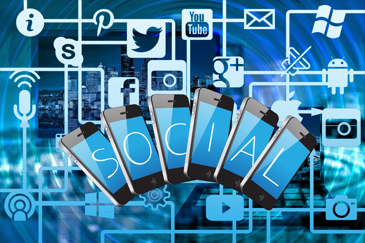 Czym zajmuje się agencja social media?